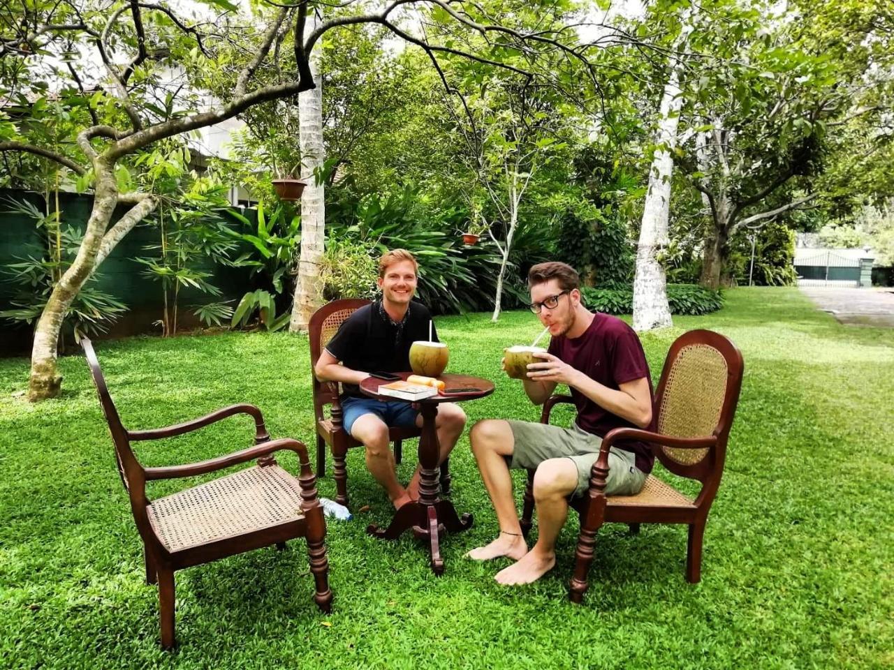 גאלה Old Parkland Hostel מראה חיצוני תמונה